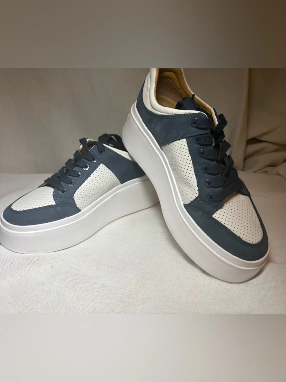 J/Slides NYC Platform Sneakers Leather Navy White Star Sole Size 8 NEW